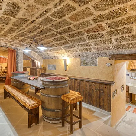 Apartment Caratteristico
